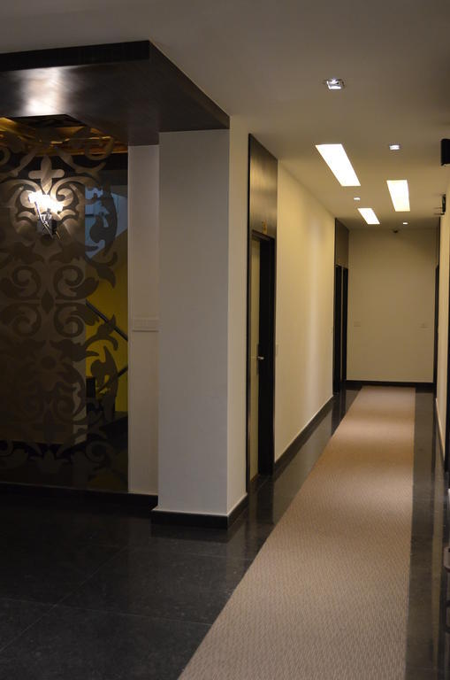 Hotel Metro View Делхи Екстериор снимка