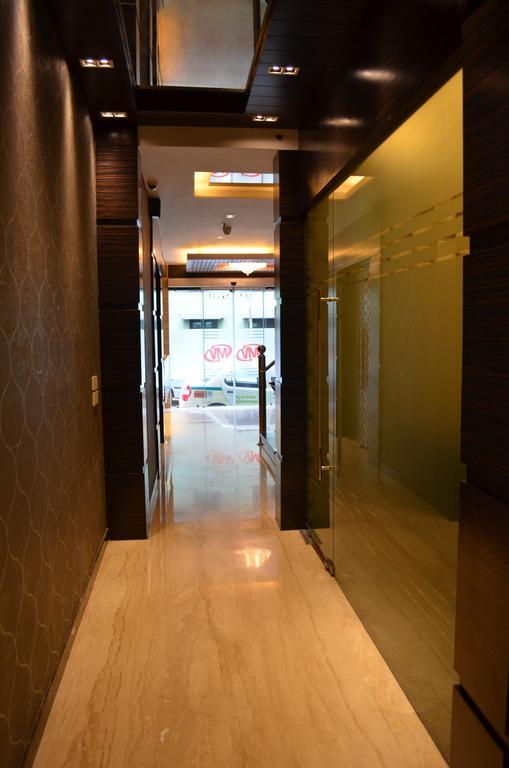 Hotel Metro View Делхи Екстериор снимка